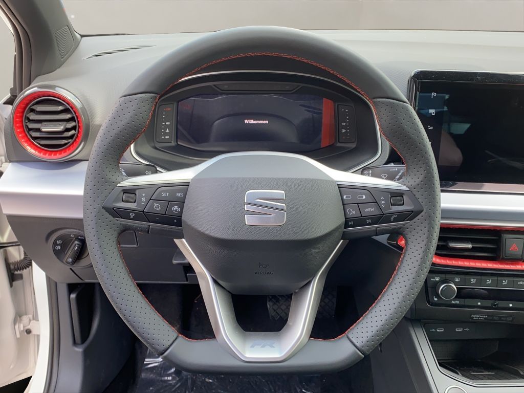 Fahrzeugabbildung SEAT Ibiza 1.0 TSI S&S FR Pro Black Edition