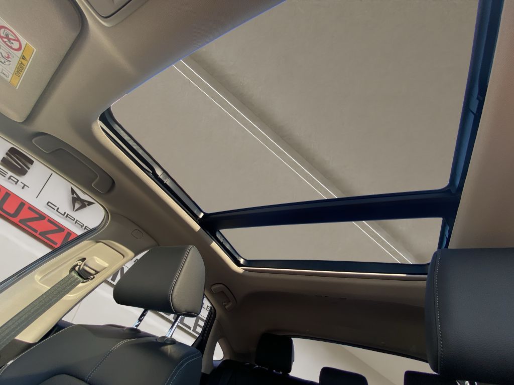 Fahrzeugabbildung Honda Civic e:HEV 2.0 i-MMD Hybrid Advance (FE)