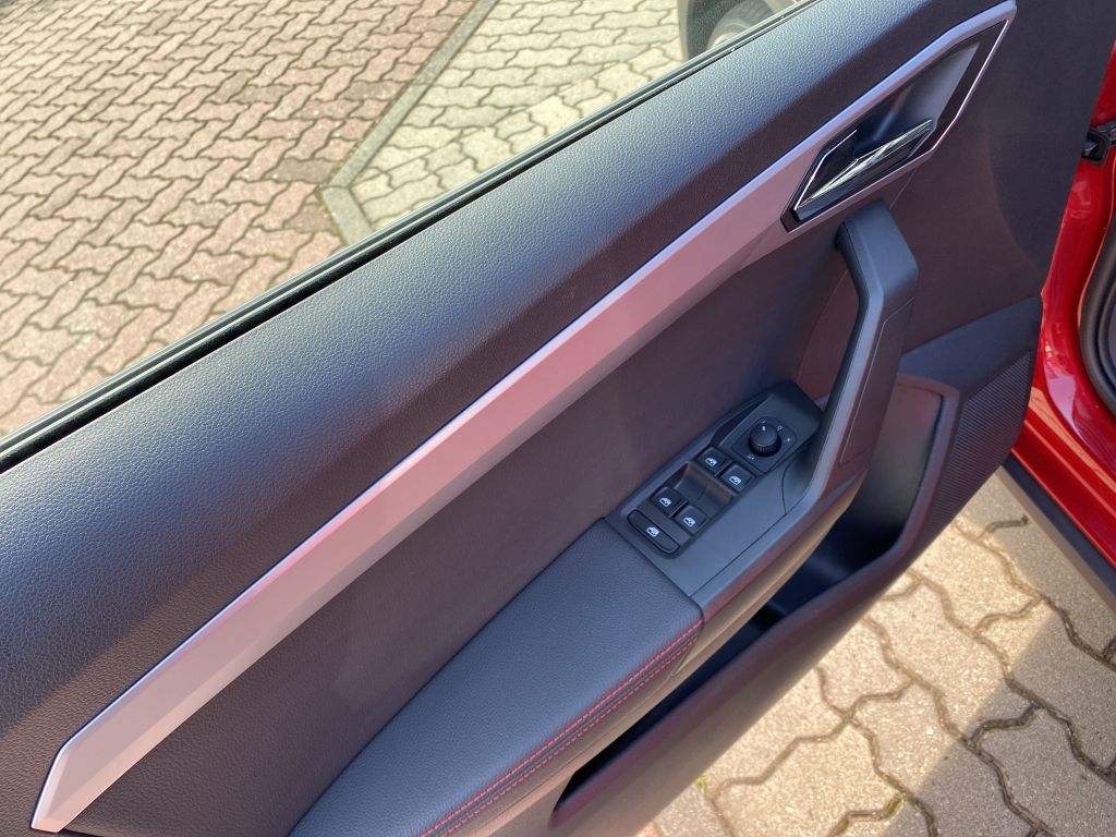 Fahrzeugabbildung SEAT Arona 1.0 TGI FR