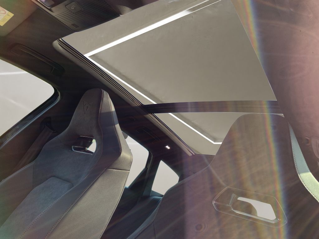 Fahrzeugabbildung CUPRA Leon Sportstourer 1.5 eTSI DSG
