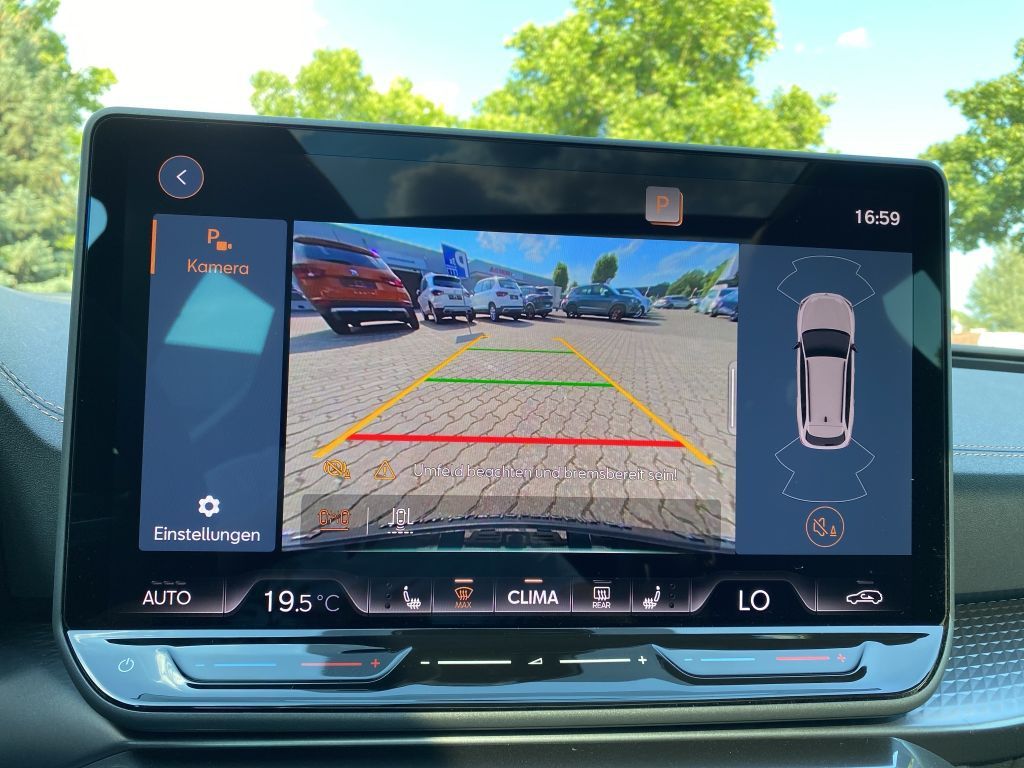 Fahrzeugabbildung CUPRA Leon Sportstourer 1.5 eTSI DSG