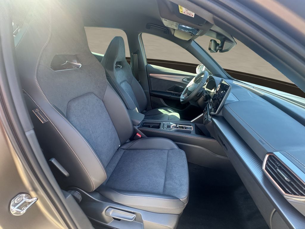 Fahrzeugabbildung CUPRA Formentor 1.5 e-Hybrid DSG VZ