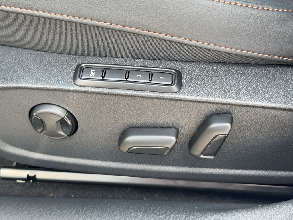 Fahrzeugabbildung CUPRA Formentor 1.5 TSI DSG