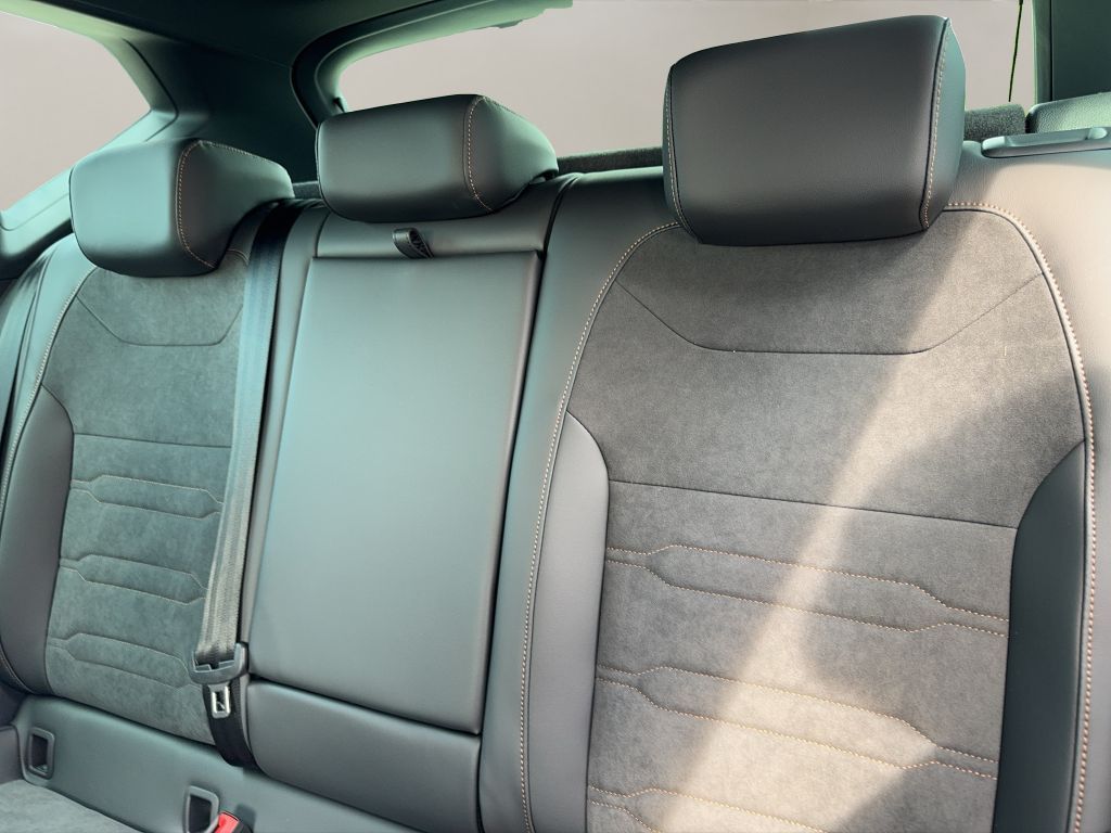 Fahrzeugabbildung CUPRA Ateca VZ 2.0 TSI 4Drive DSG