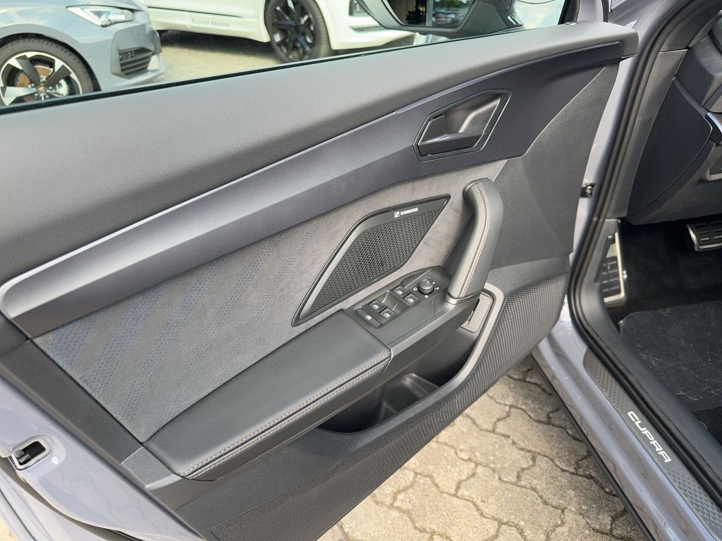 Fahrzeugabbildung CUPRA Formentor 1.5 eTSI DSG