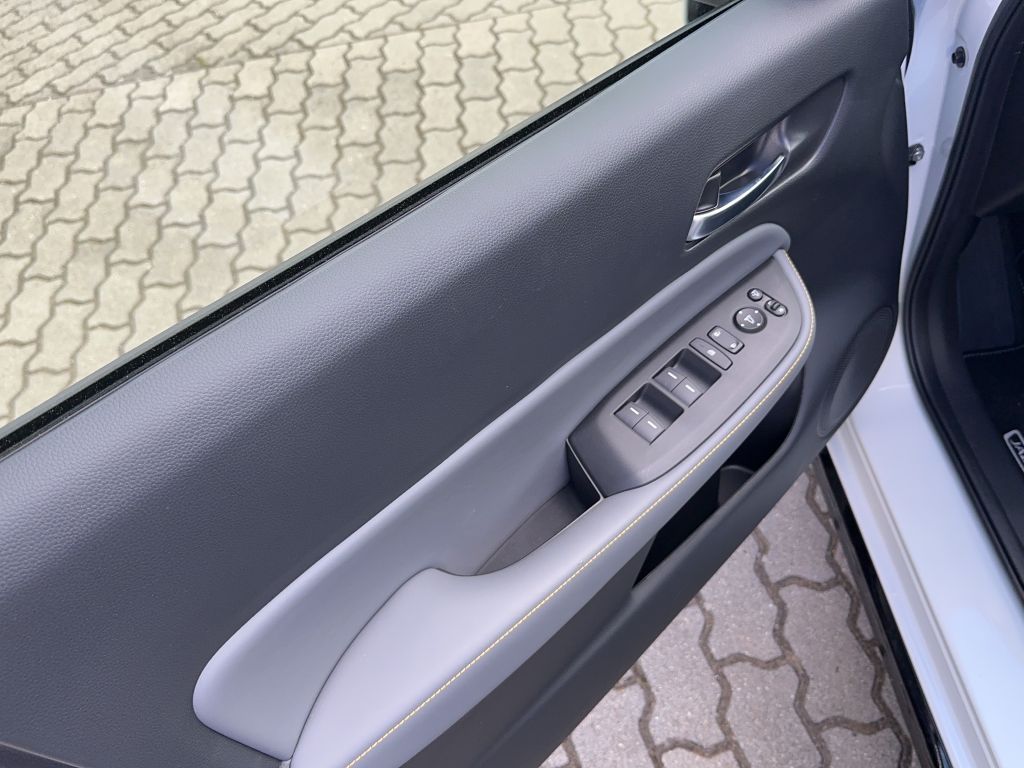 Fahrzeugabbildung Honda Jazz e:HEV 1.5 i-MMD Hybrid Advance Sport (GR)