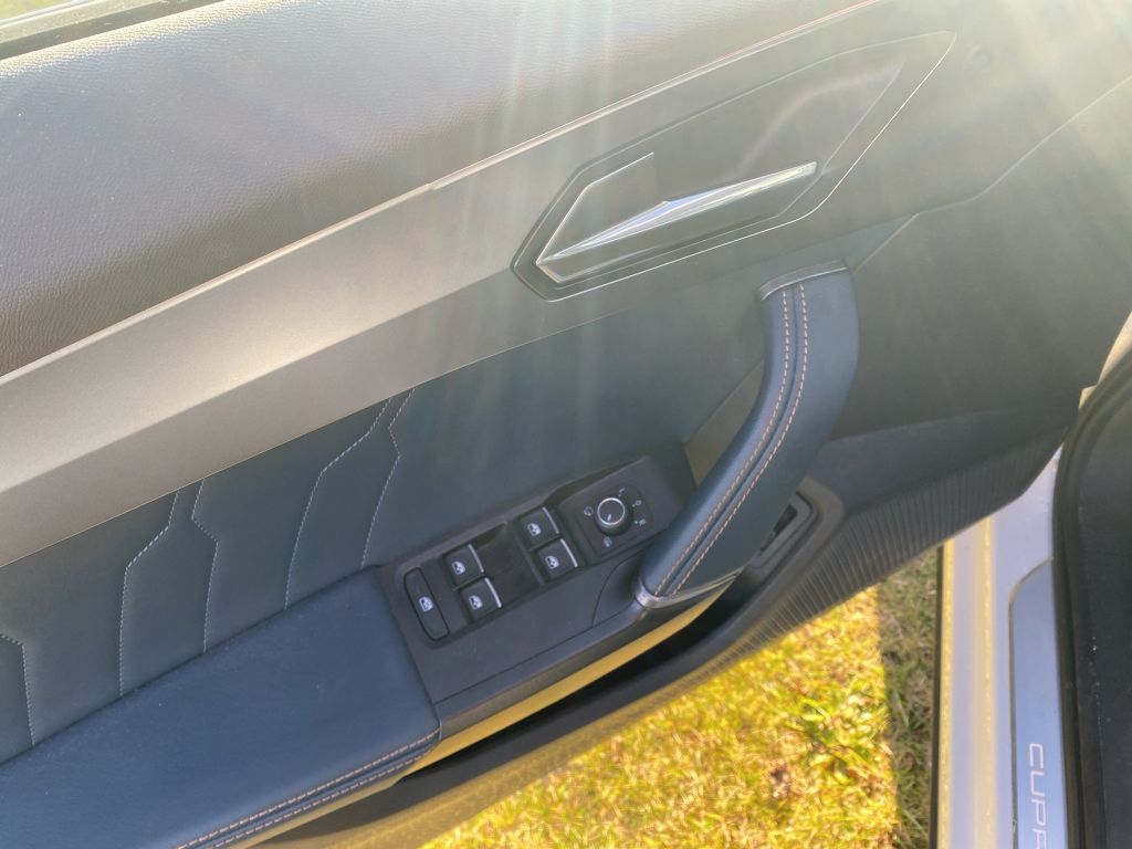 Fahrzeugabbildung CUPRA Formentor VZ 1.4 e-Hybrid DSG