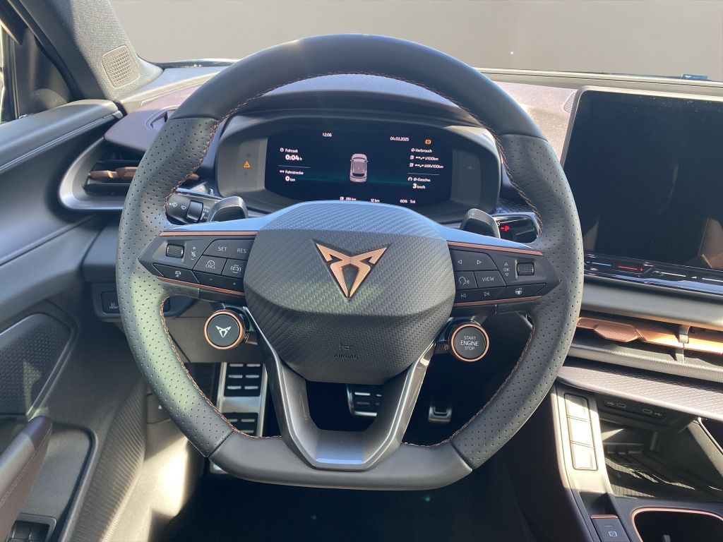 Fahrzeugabbildung CUPRA Terramar 1.5 e-Hybrid DSG VZ
