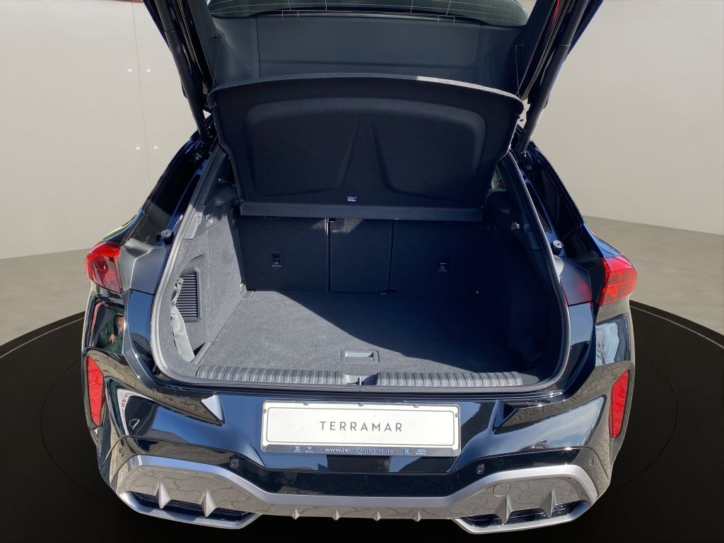 Fahrzeugabbildung CUPRA Terramar 1.5 e-Hybrid DSG VZ