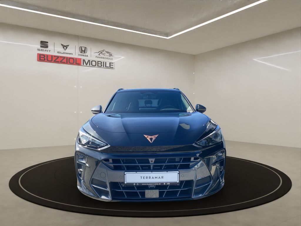 Fahrzeugabbildung CUPRA Terramar 1.5 e-Hybrid DSG VZ