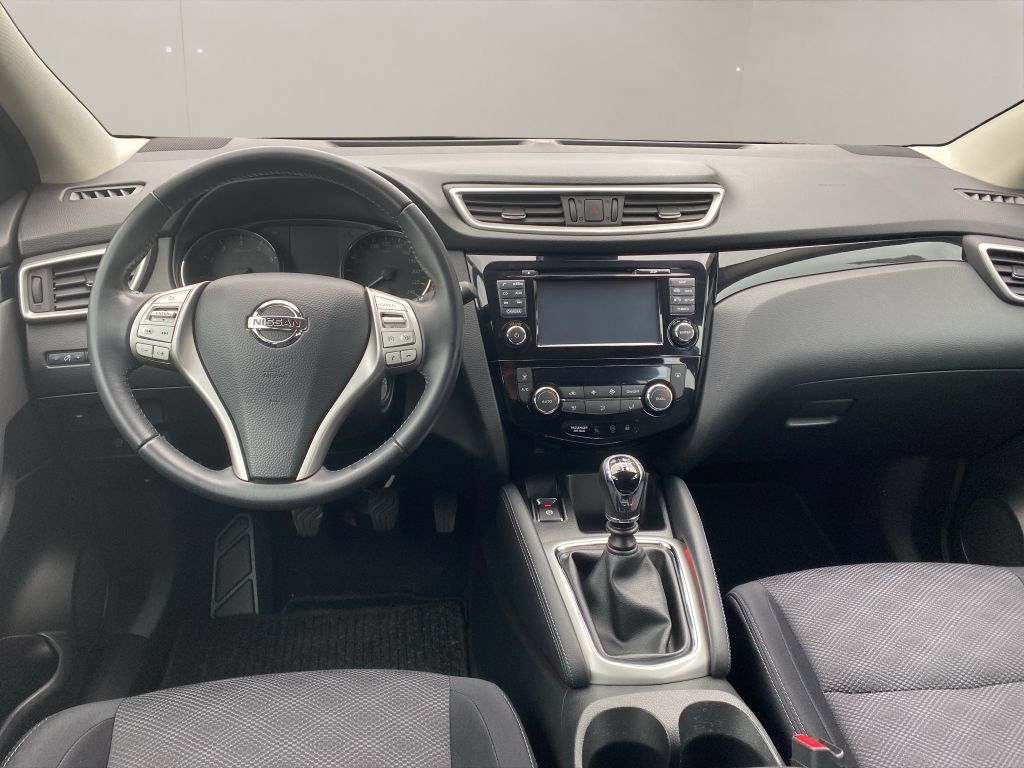 Fahrzeugabbildung Nissan Qashqai 1.2 DIG-T ACENTA