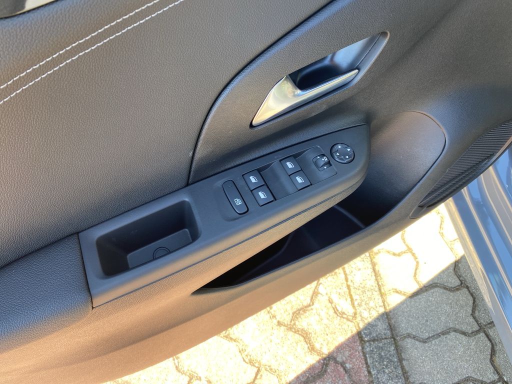 Fahrzeugabbildung Opel Corsa 1.2 Direct Injection Turbo Automatik GS