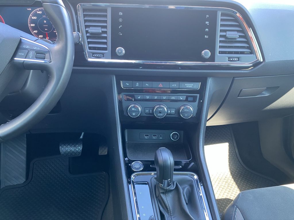 Fahrzeugabbildung SEAT Ateca 2.0 TSI 4Drive DSG OPF Xcellence