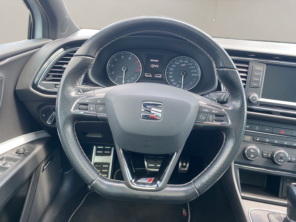 Fahrzeugabbildung SEAT Leon ST 2.0 TSI Start&Stop DSG Cupra 290