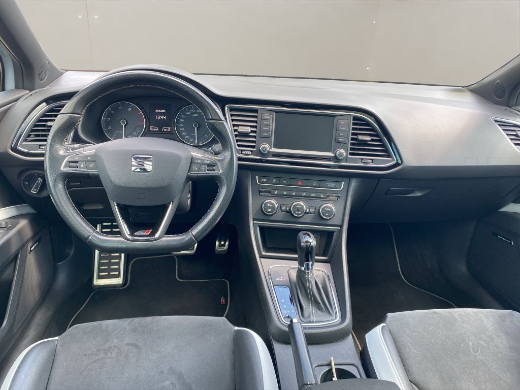 Fahrzeugabbildung SEAT Leon ST 2.0 TSI Start&Stop DSG Cupra 290