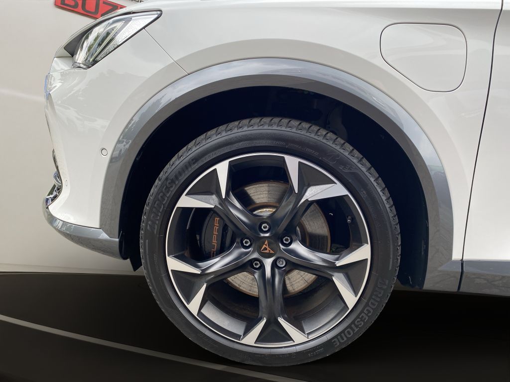 Fahrzeugabbildung CUPRA Formentor VZ 1.4 e-Hybrid DSG