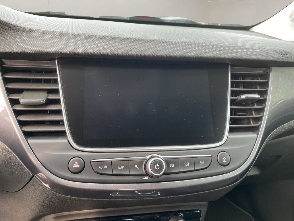 Fahrzeugabbildung Opel Crossland X 1.2 Start/Stop Automatik Innovation