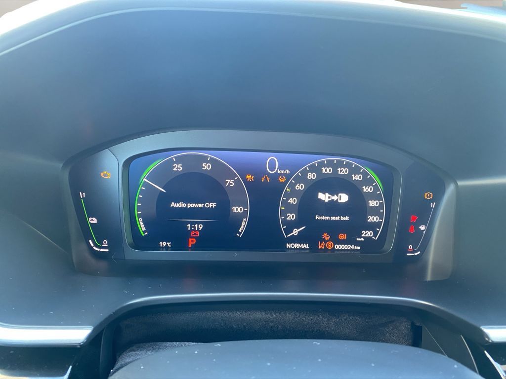 Fahrzeugabbildung Honda CR-V e:HEV 2.0 i-MMD Hybrid 2WD Elegance (RS)