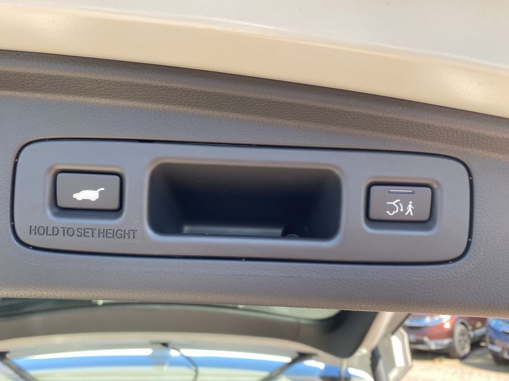 Fahrzeugabbildung Honda CR-V e:HEV 2.0 i-MMD Hybrid 2WD Elegance (RS)