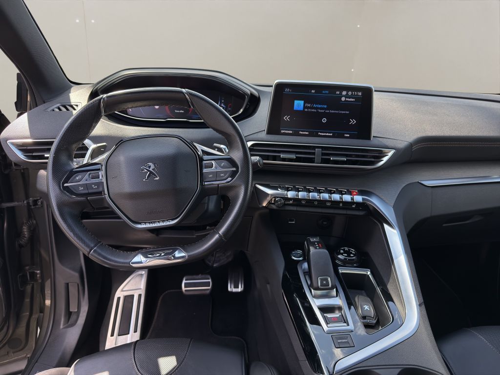 Fahrzeugabbildung Peugeot 3008 BlueHDi 180 Stop & Start EAT8 GT