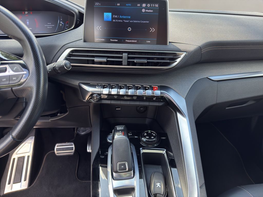 Fahrzeugabbildung Peugeot 3008 BlueHDi 180 Stop & Start EAT8 GT