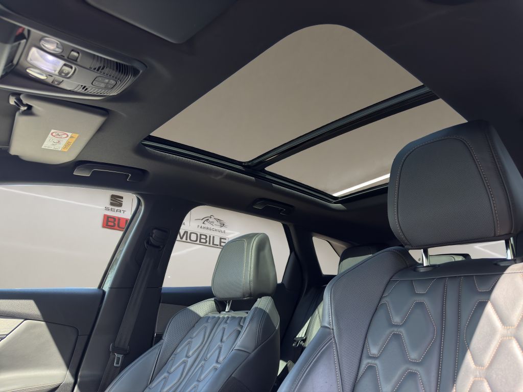 Fahrzeugabbildung Peugeot 3008 BlueHDi 180 Stop & Start EAT8 GT