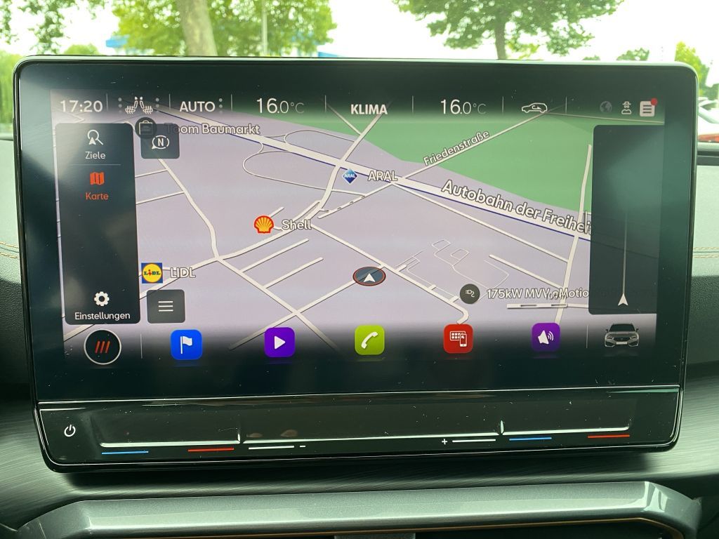 Fahrzeugabbildung CUPRA Leon Sportstourer 2.0 TSI 4Drive DSG VZ