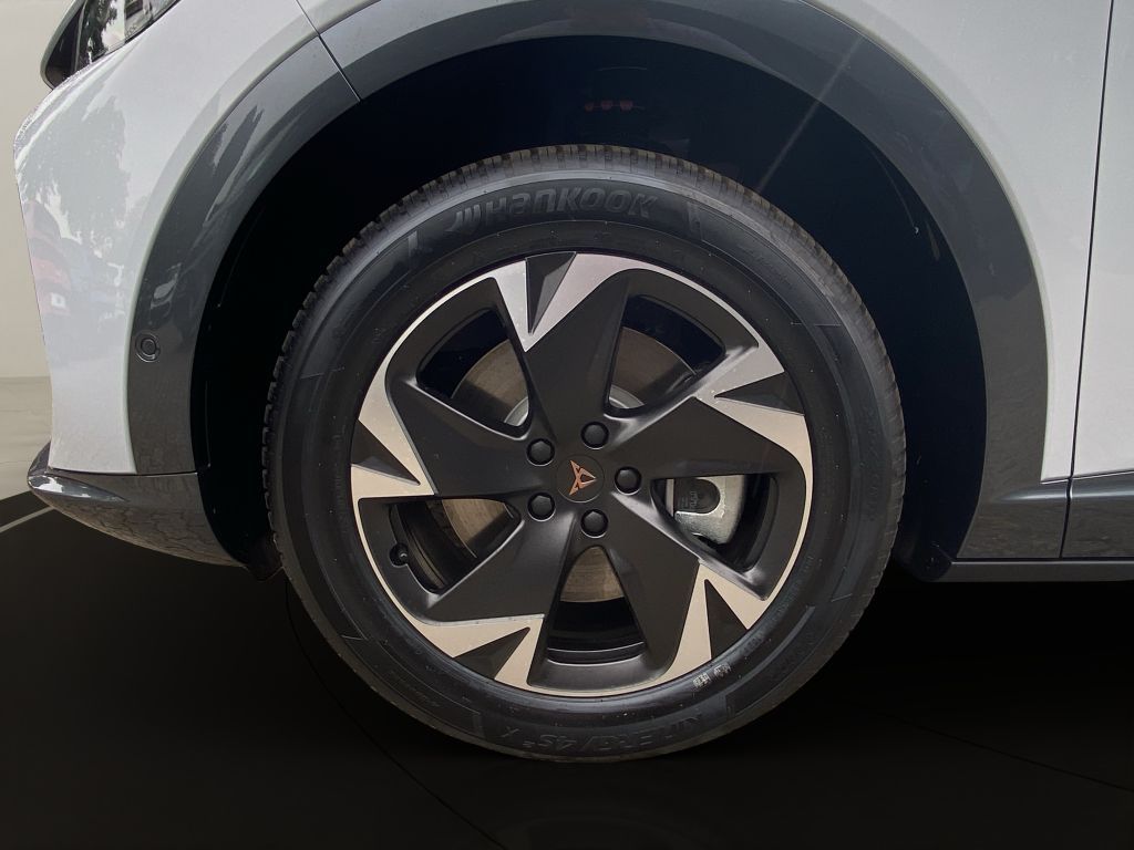 Fahrzeugabbildung CUPRA Tavascan 210 kW/77kWh HA Endurance