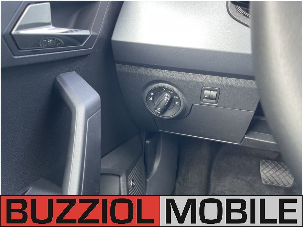 Fahrzeugabbildung SEAT Arona 1.0 TSI OPF DSG Fast Lane Style BEATS