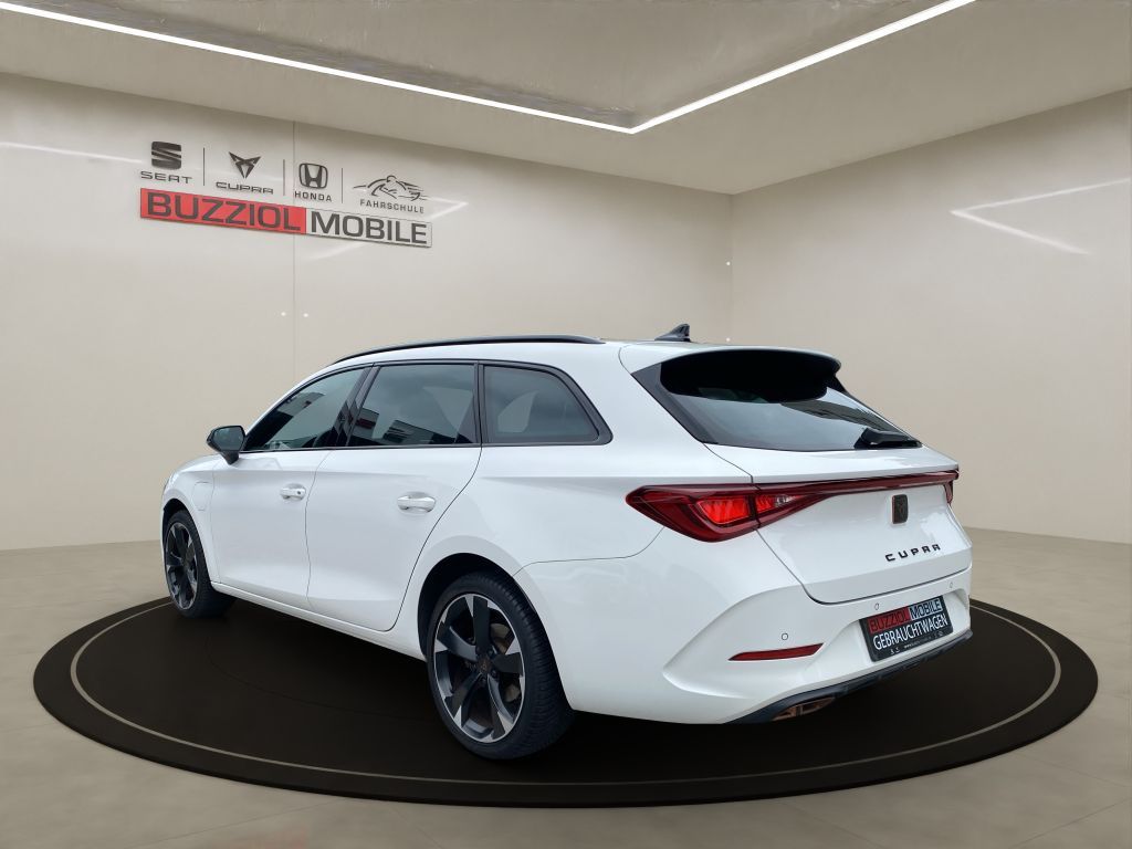Fahrzeugabbildung CUPRA Leon Sportstourer 1.4 e-Hybrid (150 kW System)