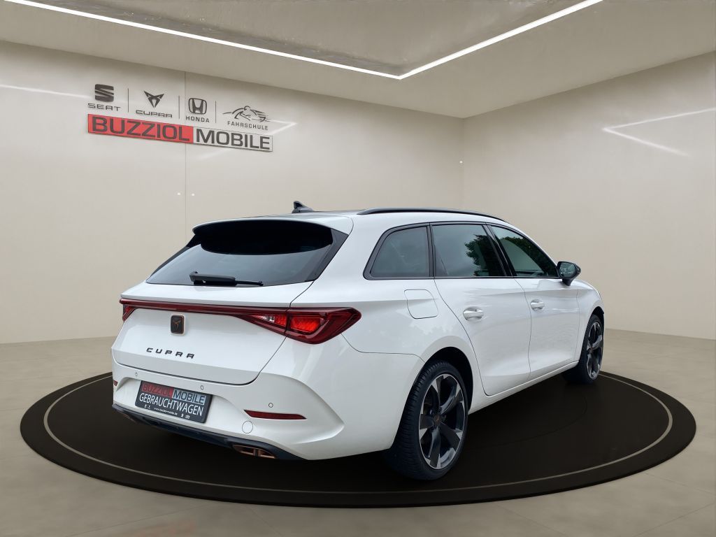 Fahrzeugabbildung CUPRA Leon Sportstourer 1.4 e-Hybrid (150 kW System)