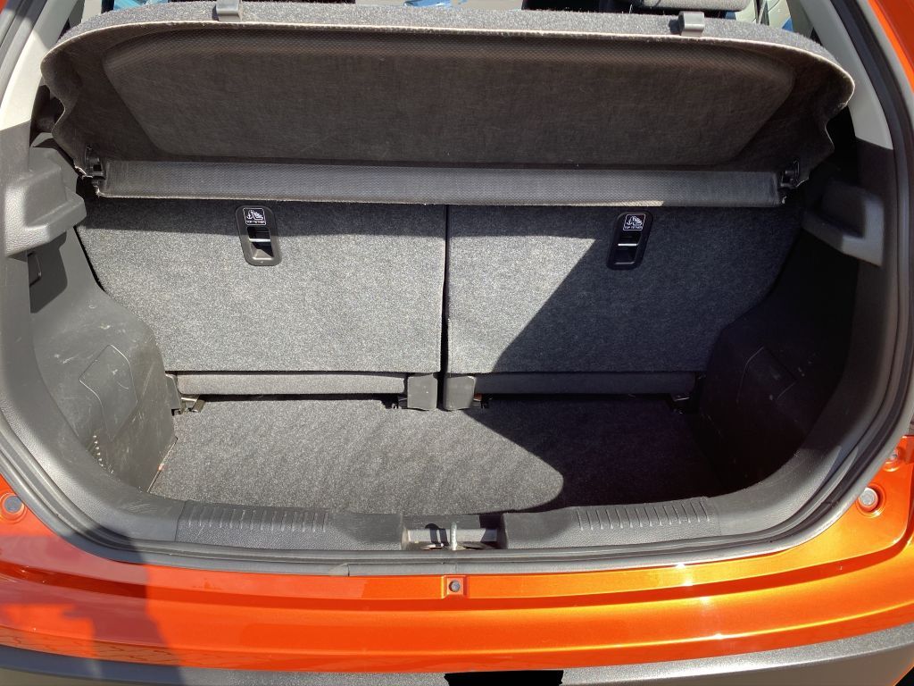 Fahrzeugabbildung Suzuki Ignis Dualjet AGS Comfort+