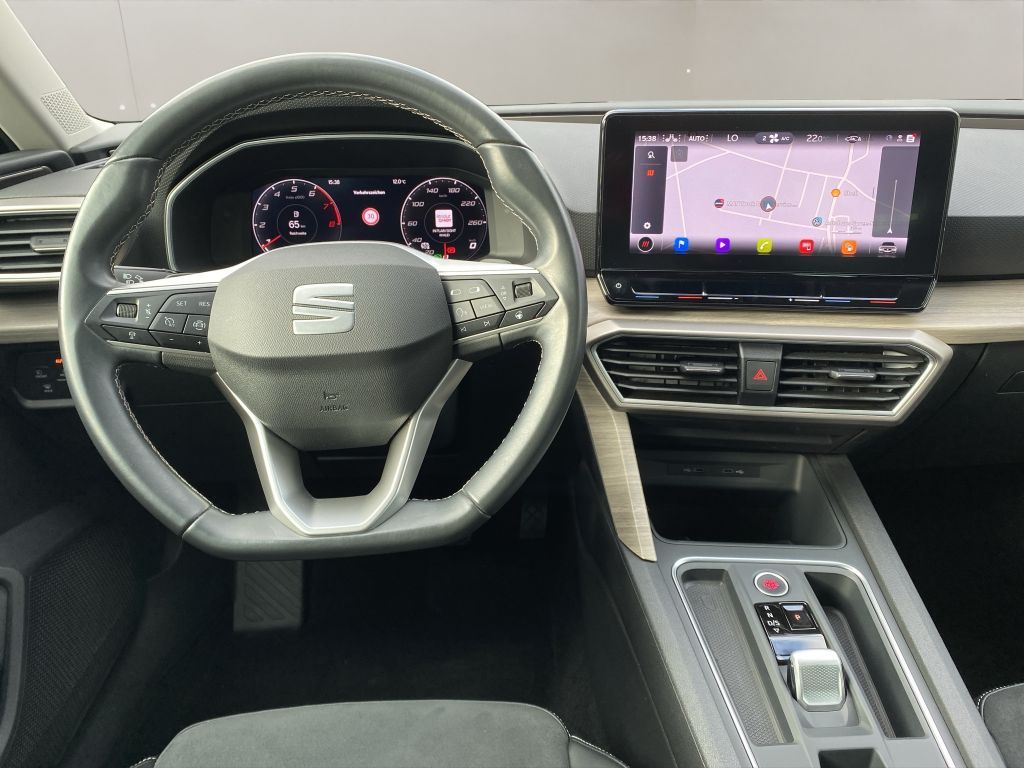 Fahrzeugabbildung SEAT Leon 1.5 eTSI ACT OPF DSG Xcellence