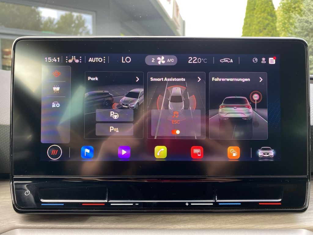 Fahrzeugabbildung SEAT Leon 1.5 eTSI ACT OPF DSG Xcellence