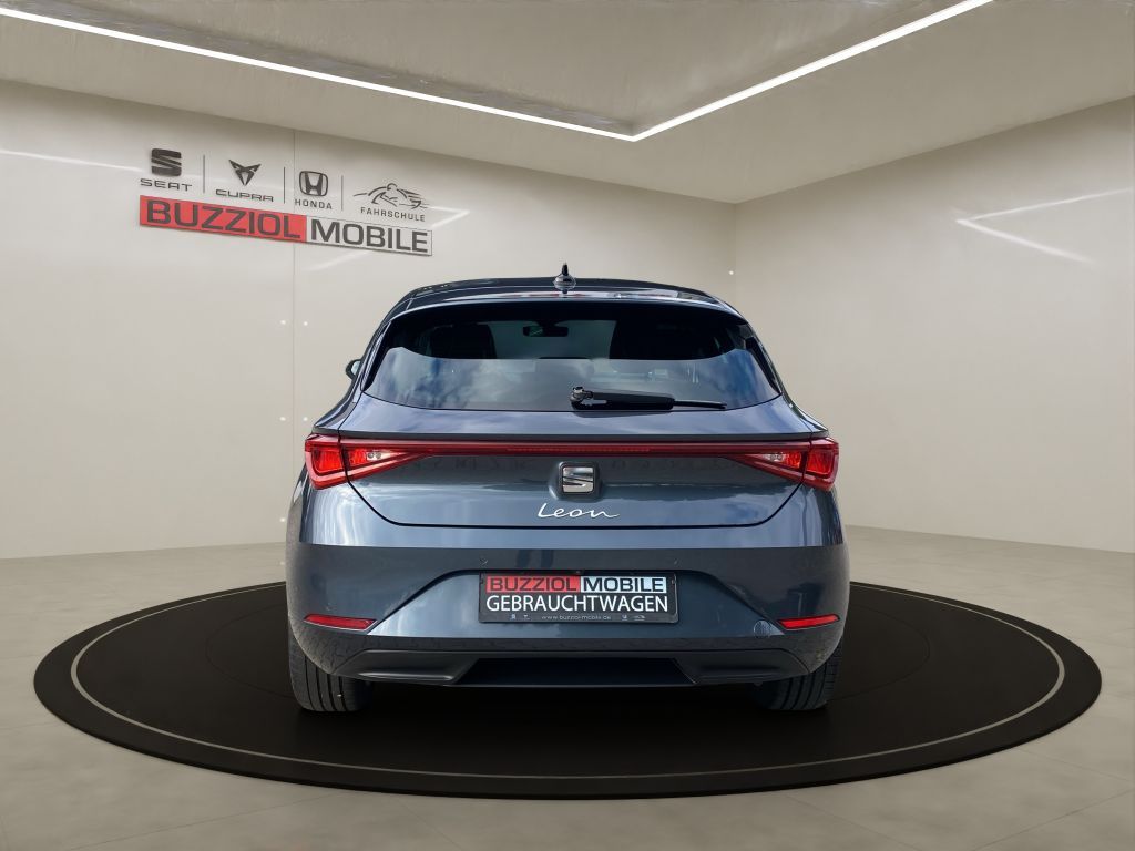 Fahrzeugabbildung SEAT Leon 1.5 eTSI ACT OPF DSG Xcellence