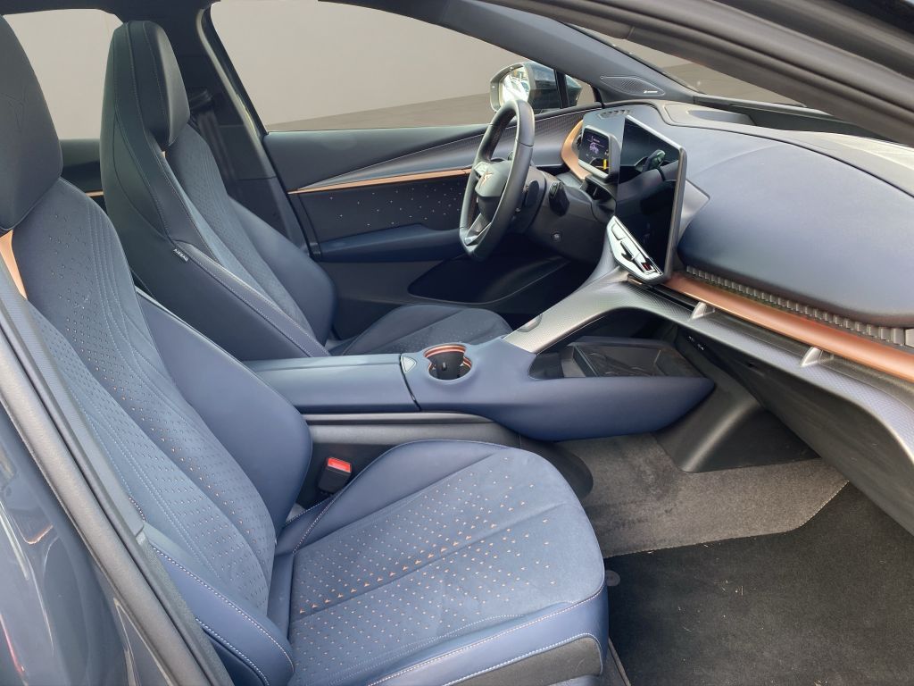 Fahrzeugabbildung CUPRA Tavascan 210 kW/77kWh HA Endurance