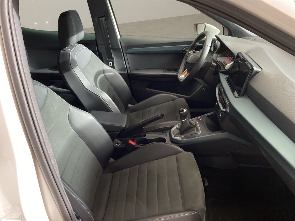 Fahrzeugabbildung SEAT Arona 1.0 TSI OPF Xperience