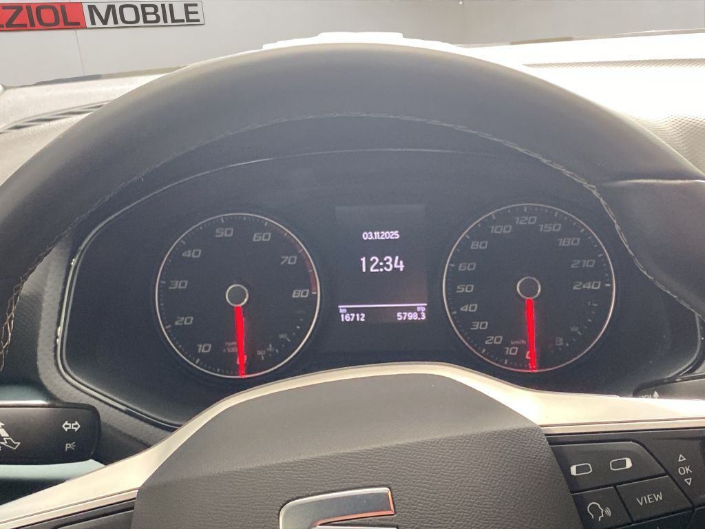 Fahrzeugabbildung SEAT Arona 1.0 TSI OPF Xperience