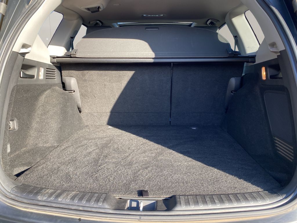 Fahrzeugabbildung Honda CR-V 2.0 i-MMD Hybrid 4WD Executive