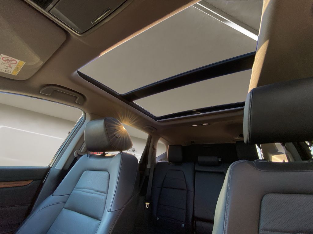 Fahrzeugabbildung Honda CR-V 2.0 i-MMD Hybrid 4WD Executive