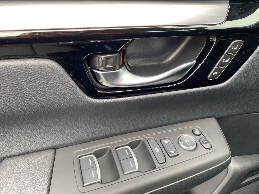 Fahrzeugabbildung Honda CR-V e:HEV 2.0 i-MMD Hybrid AWD Advance (RS)